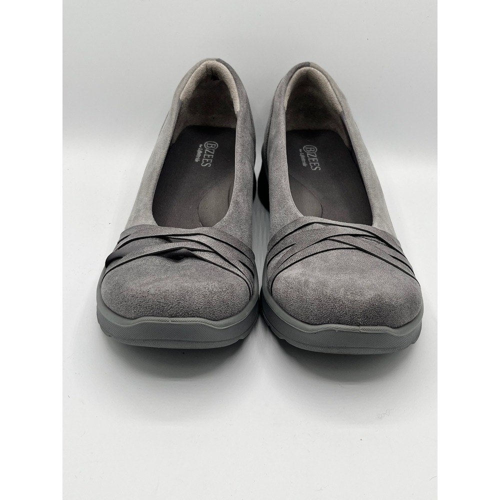 Bzees by LifeStride Womens Grey Faux Suede Crisscross Slip‎ On Loafers Size 9W
